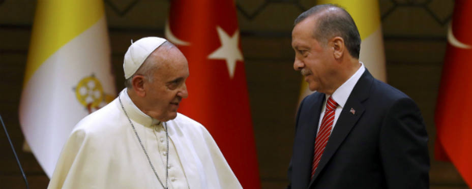 El Papa y Erdogan en Ankara. REUTERS