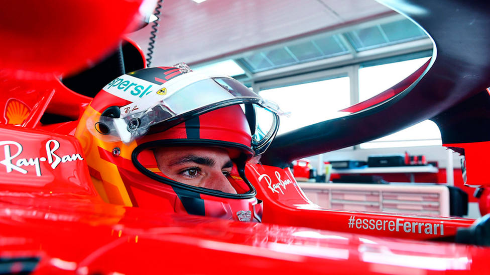 Carlos Sainz, piloto de Ferrari, probando el monoplaza de la escudería italia (FOTO: Ferrari F1)
