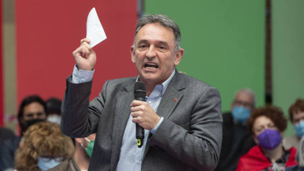 El PP exige el cese del secretario de Estado, Enrique Santiago, por su apoyo a la manifestación contra la OTAN