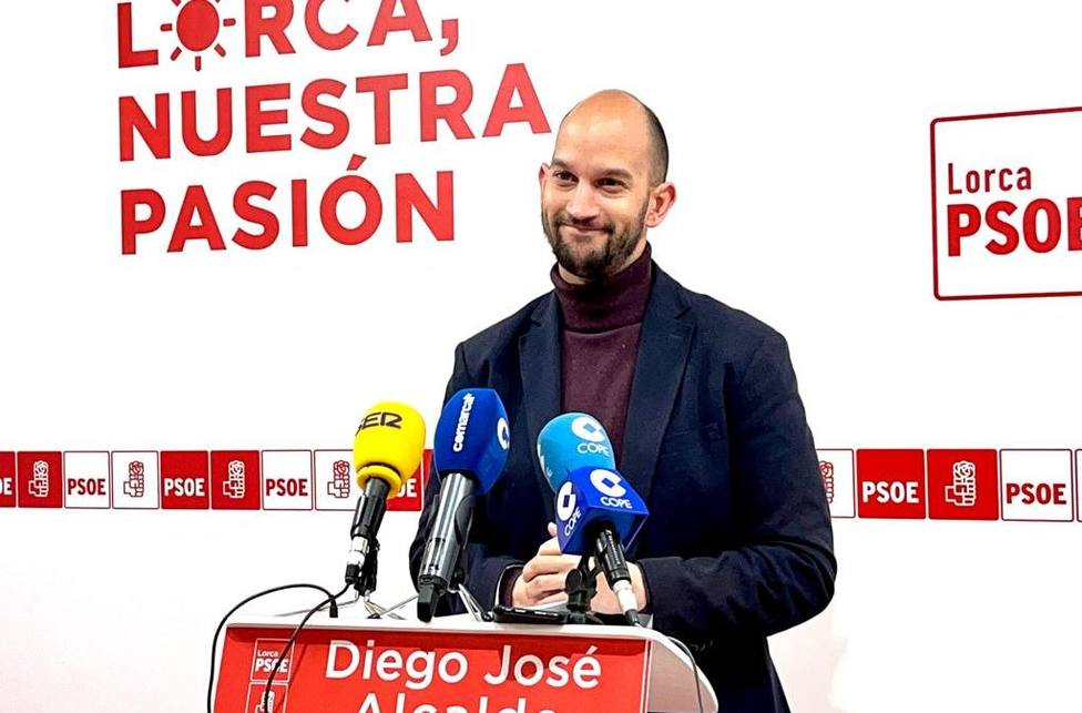 El PSOE denuncia esperas medias de 13 días en Lorca para ser visto por el médico de familia