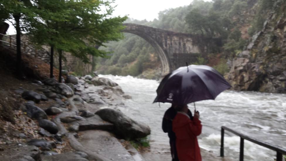 Madrigal de la Vera ha sido este sábado la localidad más lluviosa de España