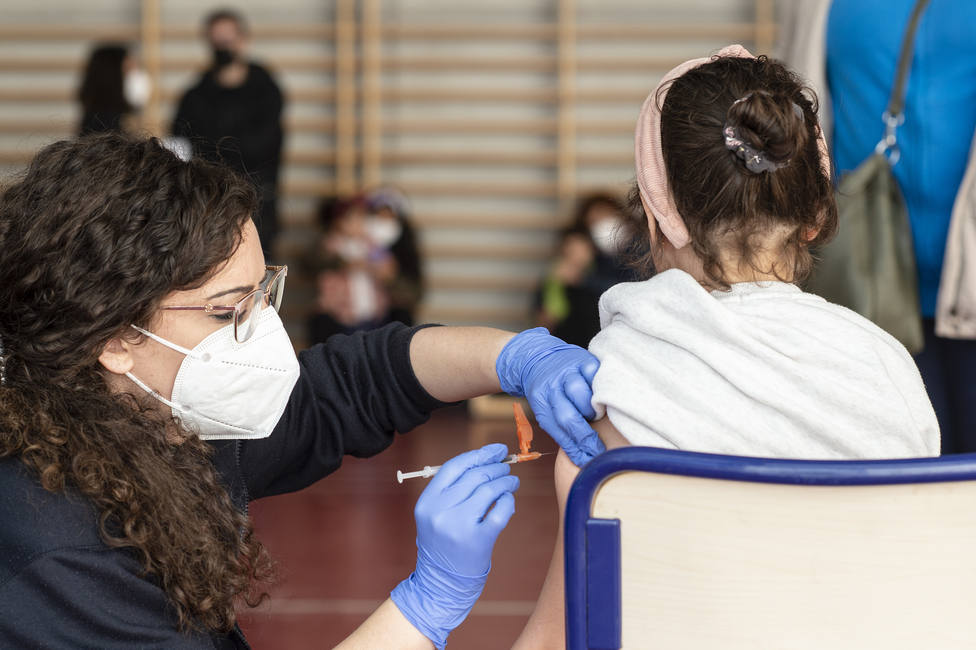 Vacunación a escolares en Castellón