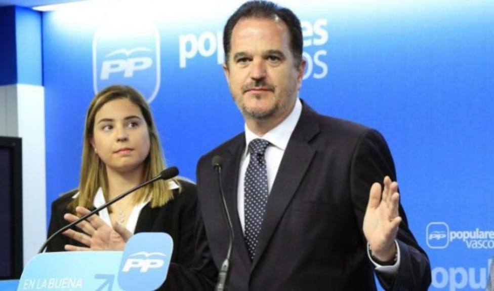 Carlos Iturgaiz, el regreso de un referente en la lucha contra ETA y del éxito electoral del PP en Euskadi