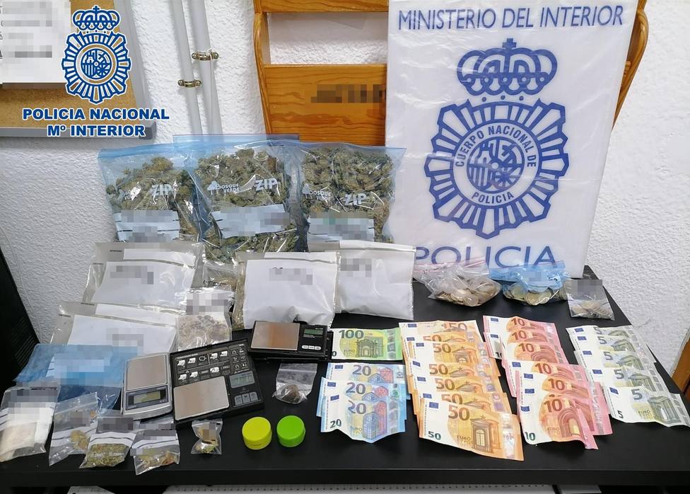 Detenidos Dos Hombres Por Tr Fico De Drogas Y Asalto A Una Vivienda En