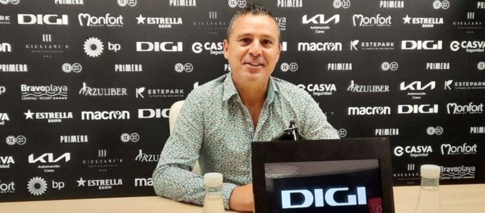 Sergi Escobar, entrenador del CD Castellón