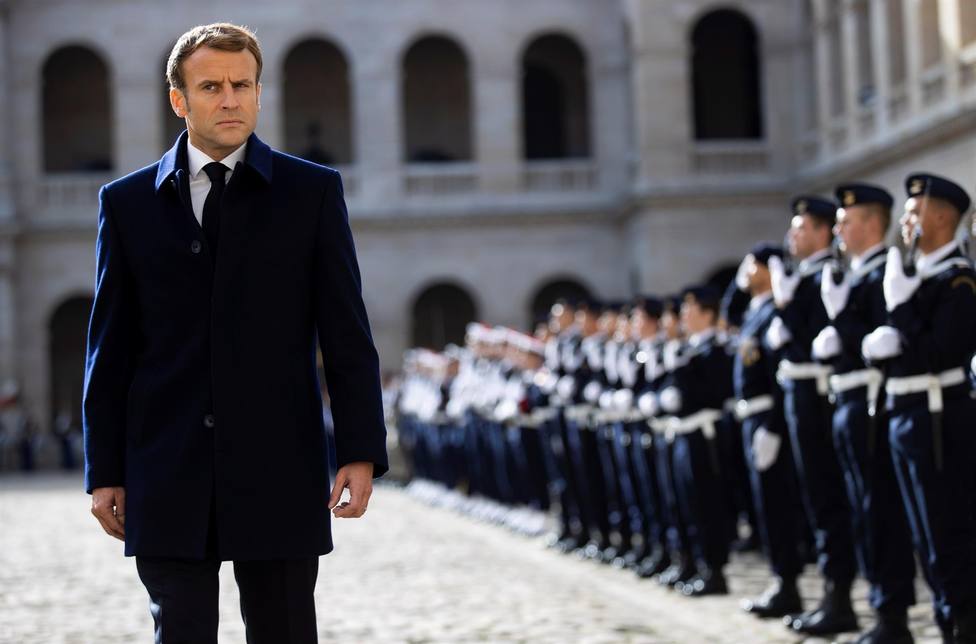 Macron encabeza las encuestas en Francia, con Zemmour en segundo puesto