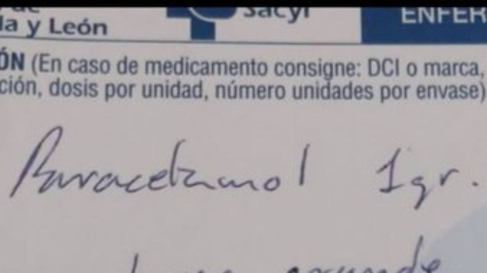 Un médico de Castilla y León receta un medicamento y lo que puede leerse se convierte en viral: Por esto...