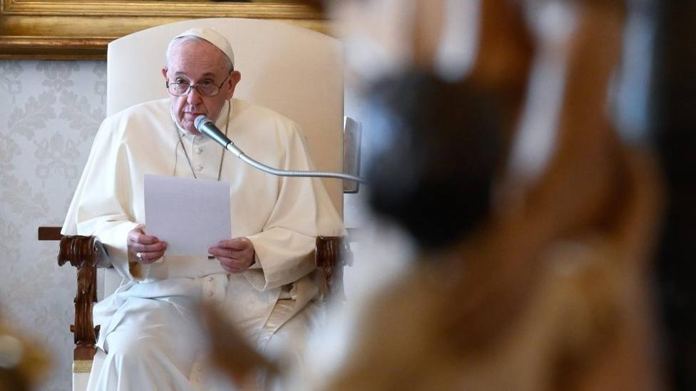 El Papa Francisco pone de ejemplo a la Virgen María como modelo silencioso  de oración - Papa Francisco - COPE