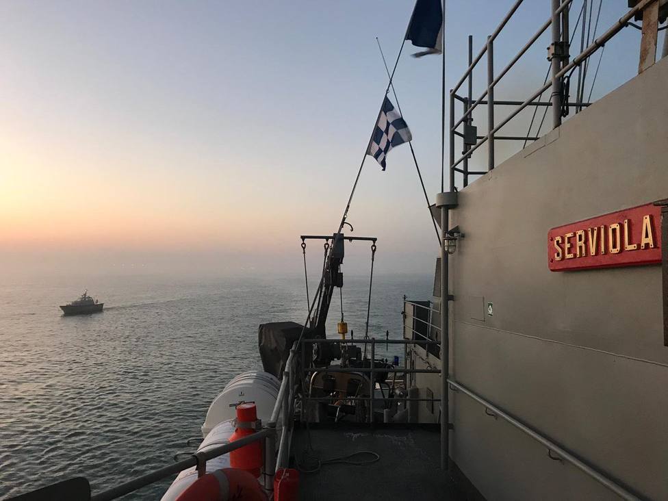 Un patrullero español libera a un buque nigeriano secuestrado por piratas