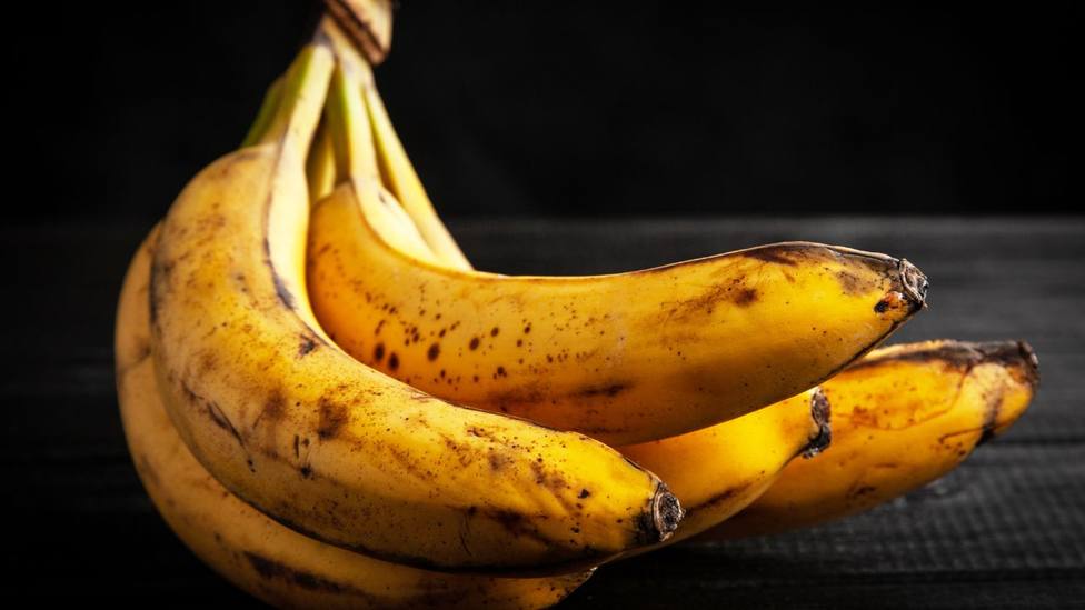 Si tu plátano tiene estas manchas blancas, no te lo comas: podría tener arañas