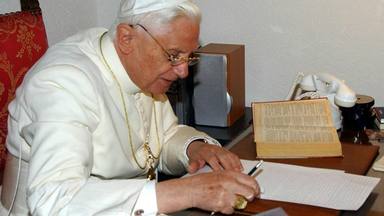 Piden que Benedicto XVI sea 'Doctor de la Iglesia', reconocimiento que solo  ostentan 36 figuras de la Iglesia - Benedicto XVI - COPE