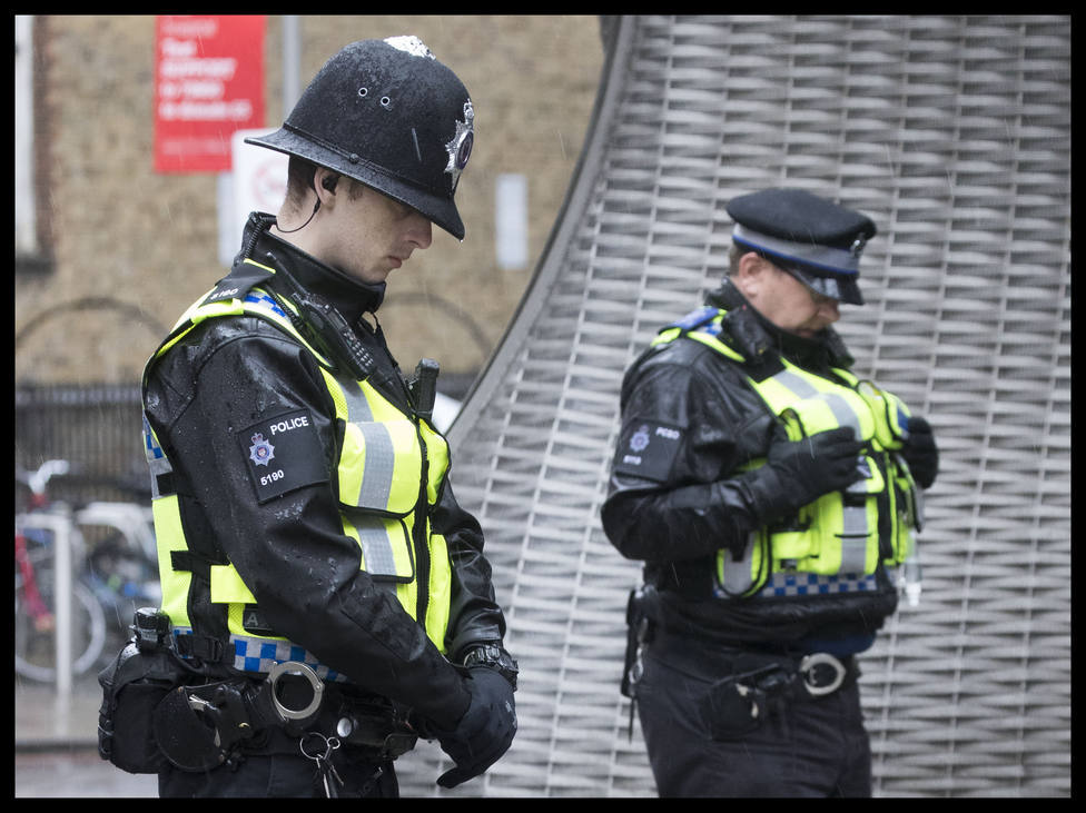 La Policía deja en el aire la publicación del informe sobre las fiestas en Downing Street