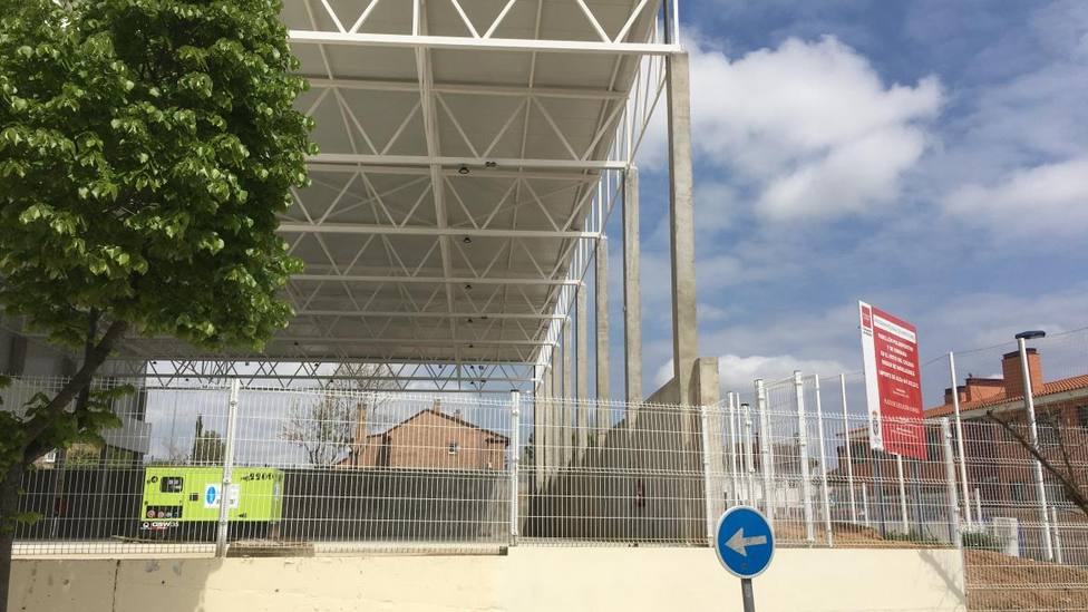 La Comunidad de Madrid dota al colegio público Virgen de Navalazarza de un nuevo polideportivo multiusos