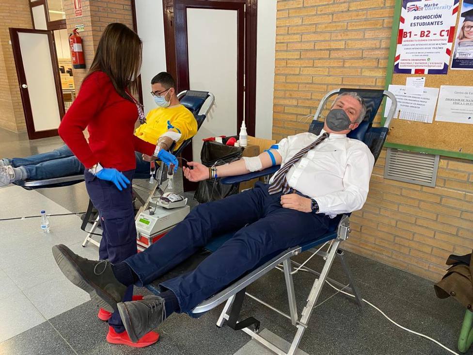 El PP anima a los almerienses a donar sangre para asegurar las reservas en los centros de transfusión