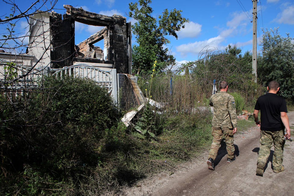 El Ejército ucraniano recupera más de 450 asentamientos rusos en Járkov