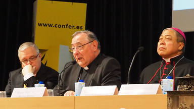 Luis Ángel de las Heras invita a los religiosos “a buscar nuevos brotes de vida en este cambio de época”