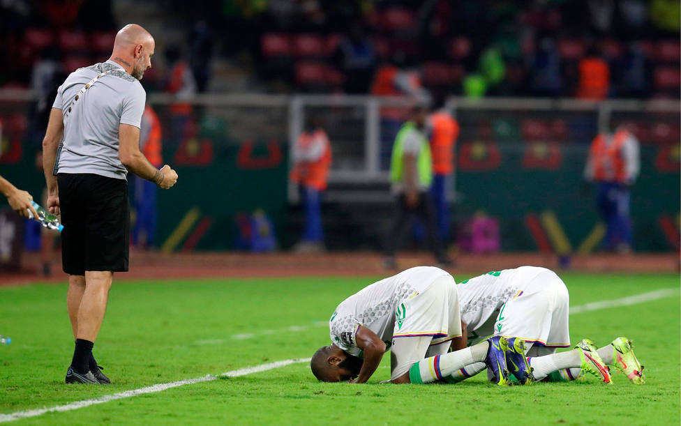 Comoras celebra el gol ante Camerún (Cordon Press)