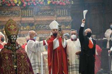 Se repite en Nápoles el milagro de la licuefacción de la sangre de San  Genaro, patrono de la ciudad - Iglesia universal - COPE