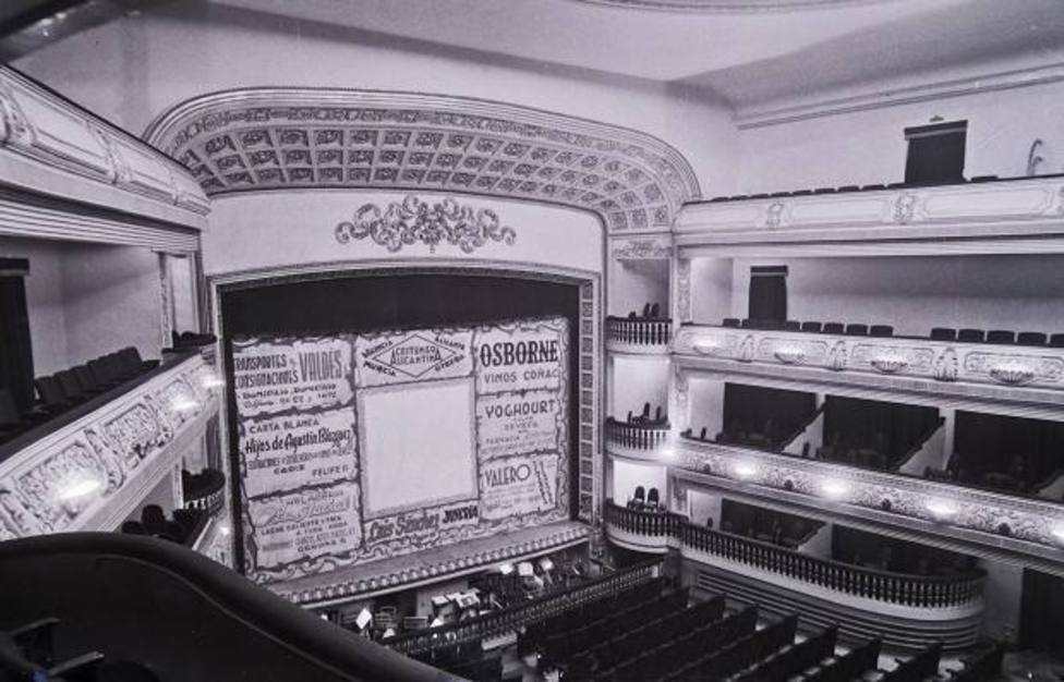 Una exposición recorre los 175 años del Teatro Principal de Alicante