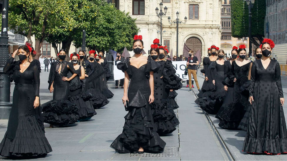 El sector de la moda flamenca pide ayuda de - COPE