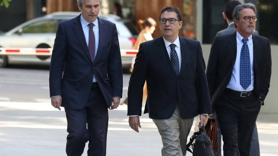 El jefe de oficina de Puigdemont está siendo investigado por pedir a un mosso datos de controles policiales