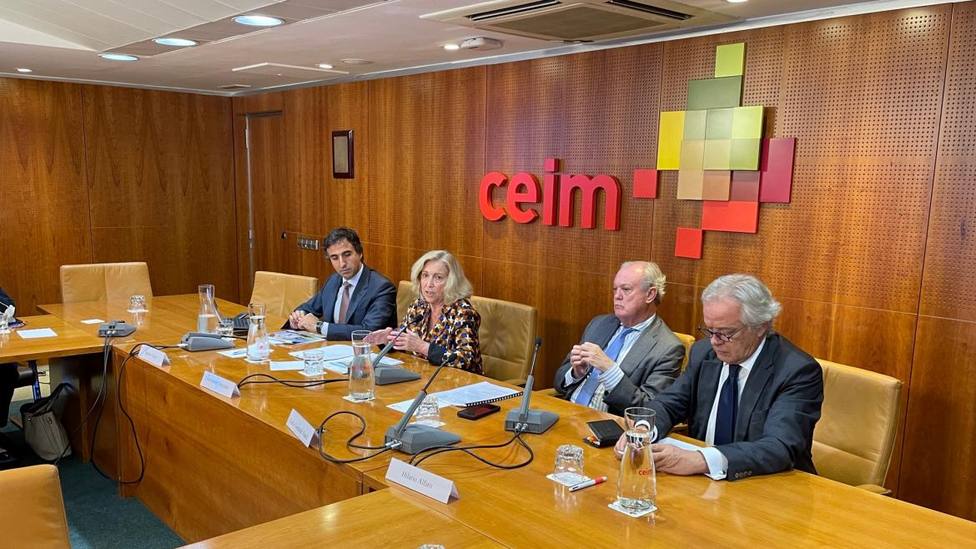 La Comunidad de Madrid informa a CEIM del nuevo proyecto de Ley de Servicios Sociales, que mejora la calidad y la eficacia en la atención