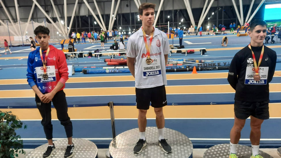 Delsur Adrián Medina a été nommé deuxième moins de 20 ans en Espagne au saut à la perche – Deportes Motril