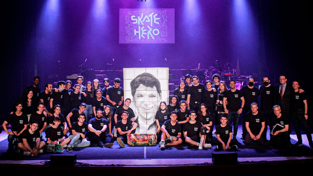 ‘Skate Hero’, el musical sobre el héroe del monopatín, rinde homenaje a todas las víctimas del terrorismo