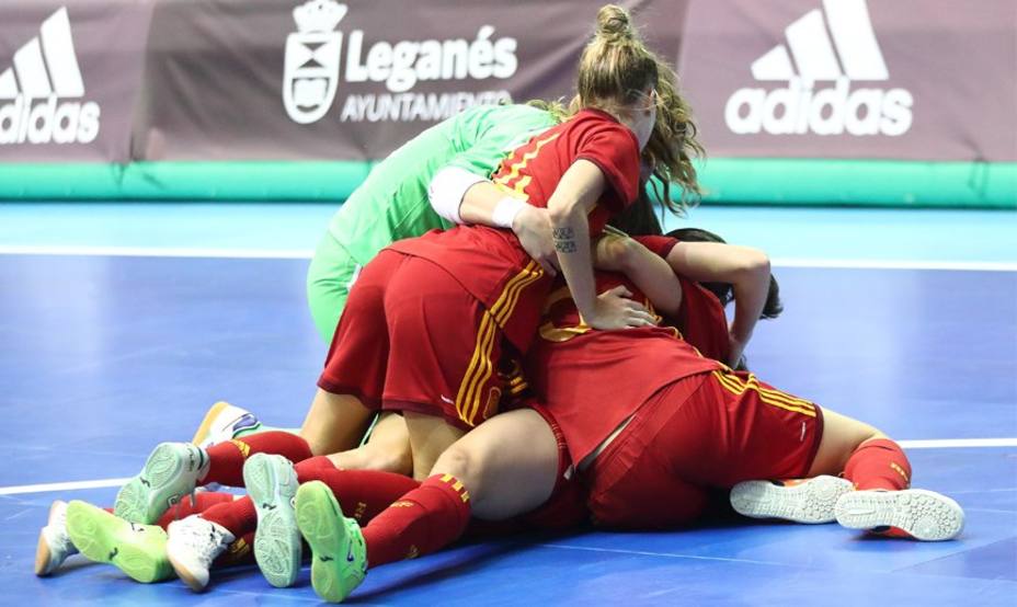 España se la primera Eurocopa Femenina de fútbol sala - Fútbol sala COPE