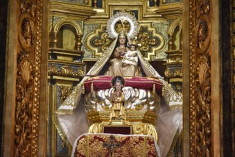 La Virgen de las Huertas y la de la Arrixaca se hermanan en el 800 aniversario de Alfonso X
